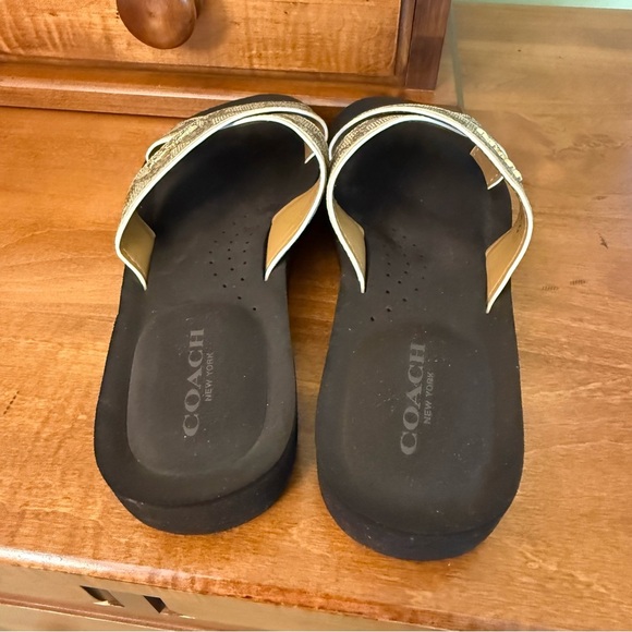 Coach Women's Janine cris cross gold logo slide sandals brown and cream size 6 - Picture 4 of 12